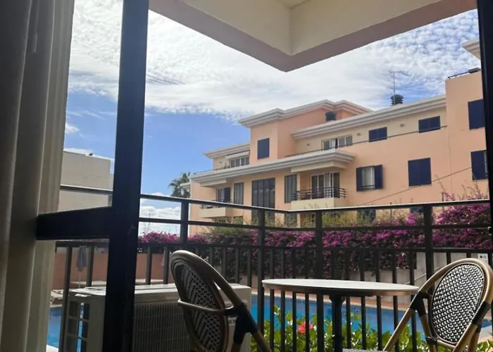 Hotell Bunganvilia 3*