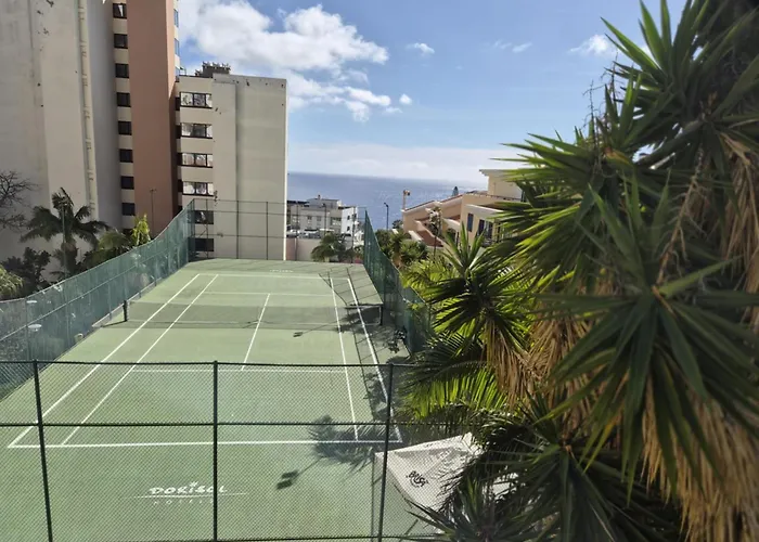 Bunganvilia Hotell 3*